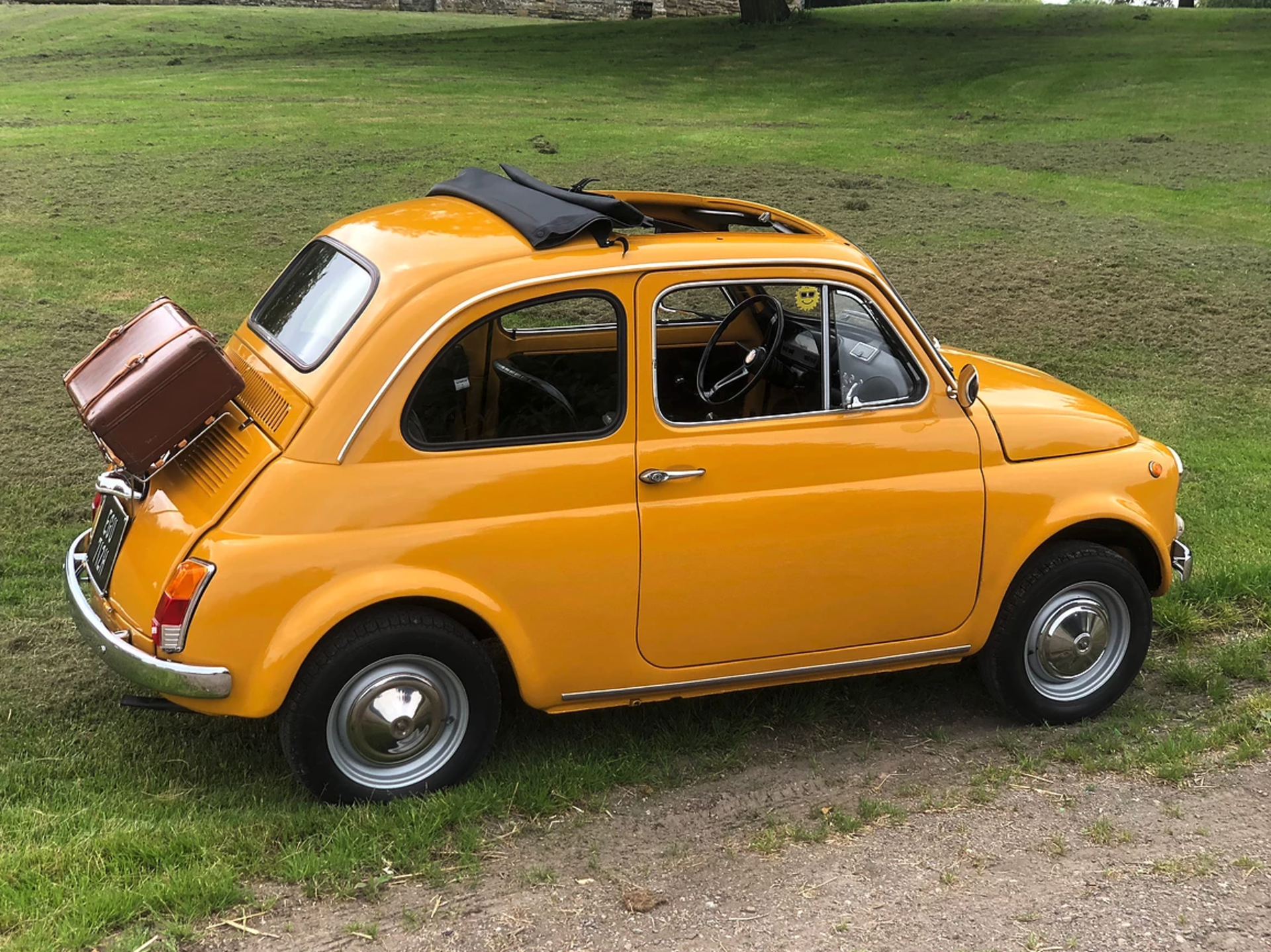 1972 Fiat 500 Lusso in 'Sunburst Yellow' - Bild 6 aus 13