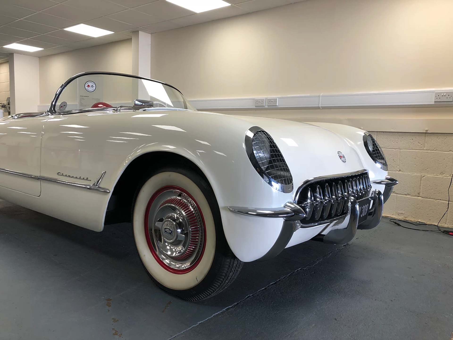 1954 Chevrolet Corvette - America's first true sports car - 13 year restoration - Bild 5 aus 14