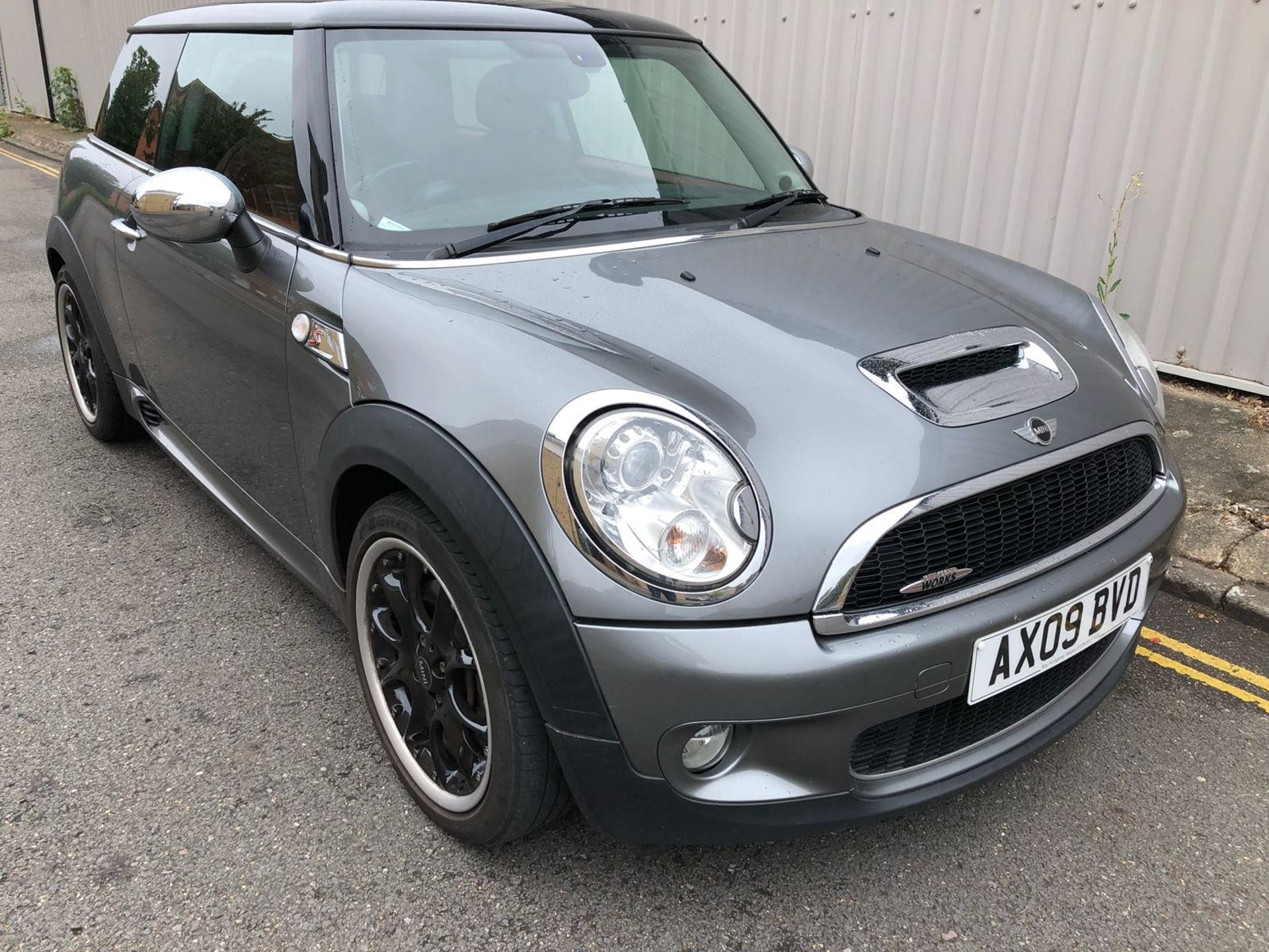 MINI COOPER S JOHN WORKS. 2009/09. 79,000 miles. Full history with 9 stamps in the book. - Image 2 of 19