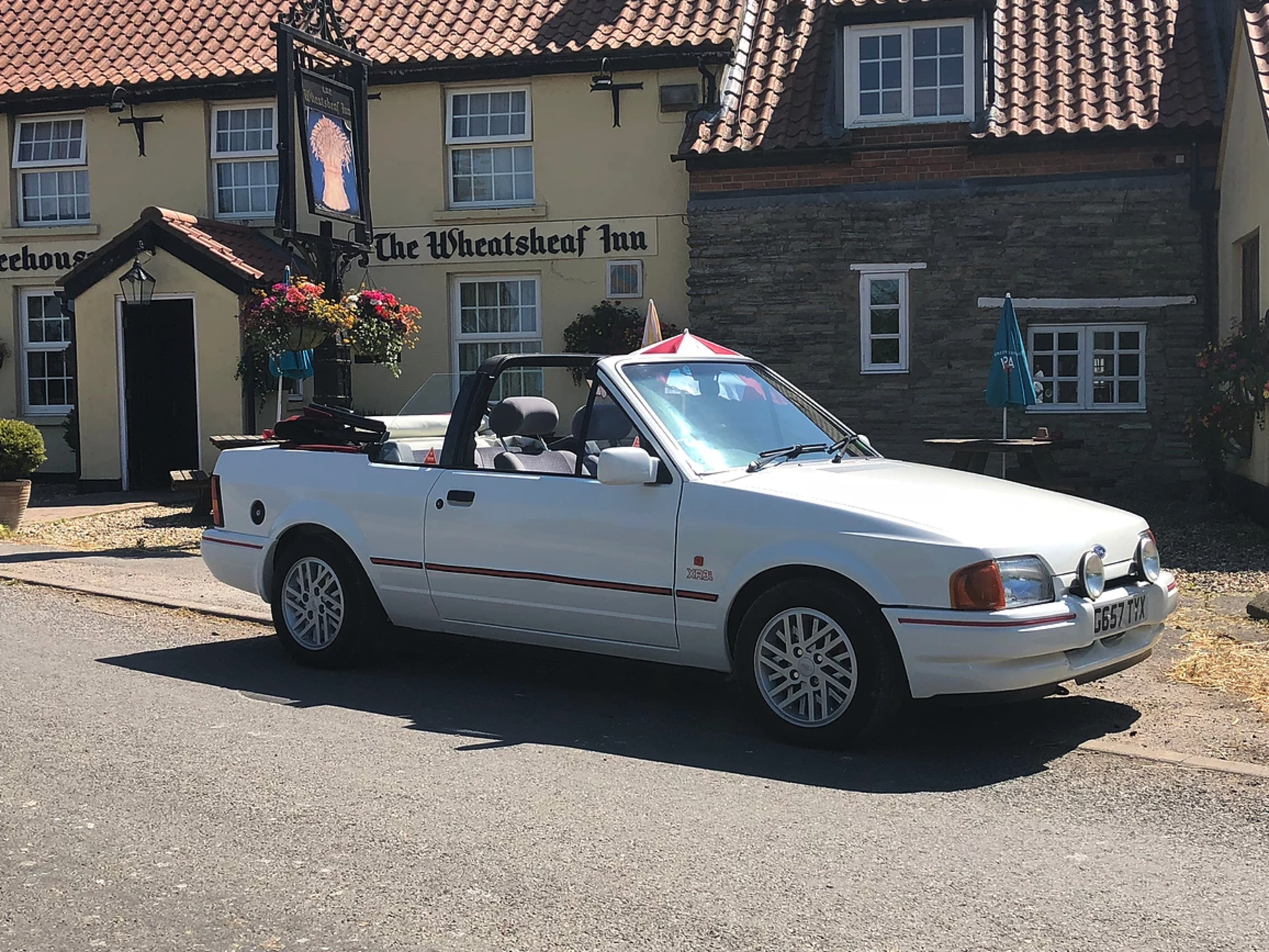 1989 Ford Escort XR3i Convertible - Image 3 of 13