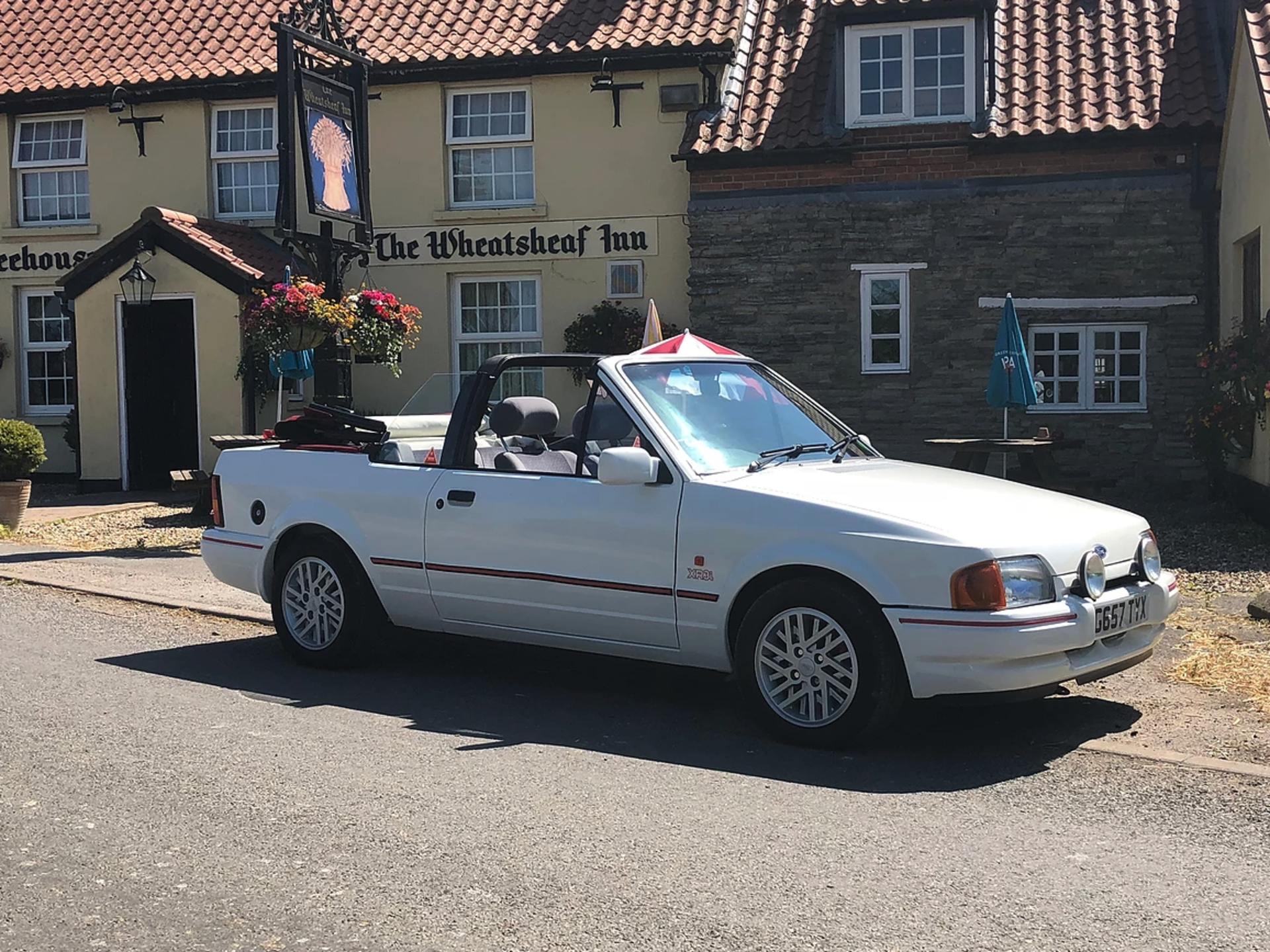 1989 Ford Escort XR3i Convertible - Bild 3 aus 13