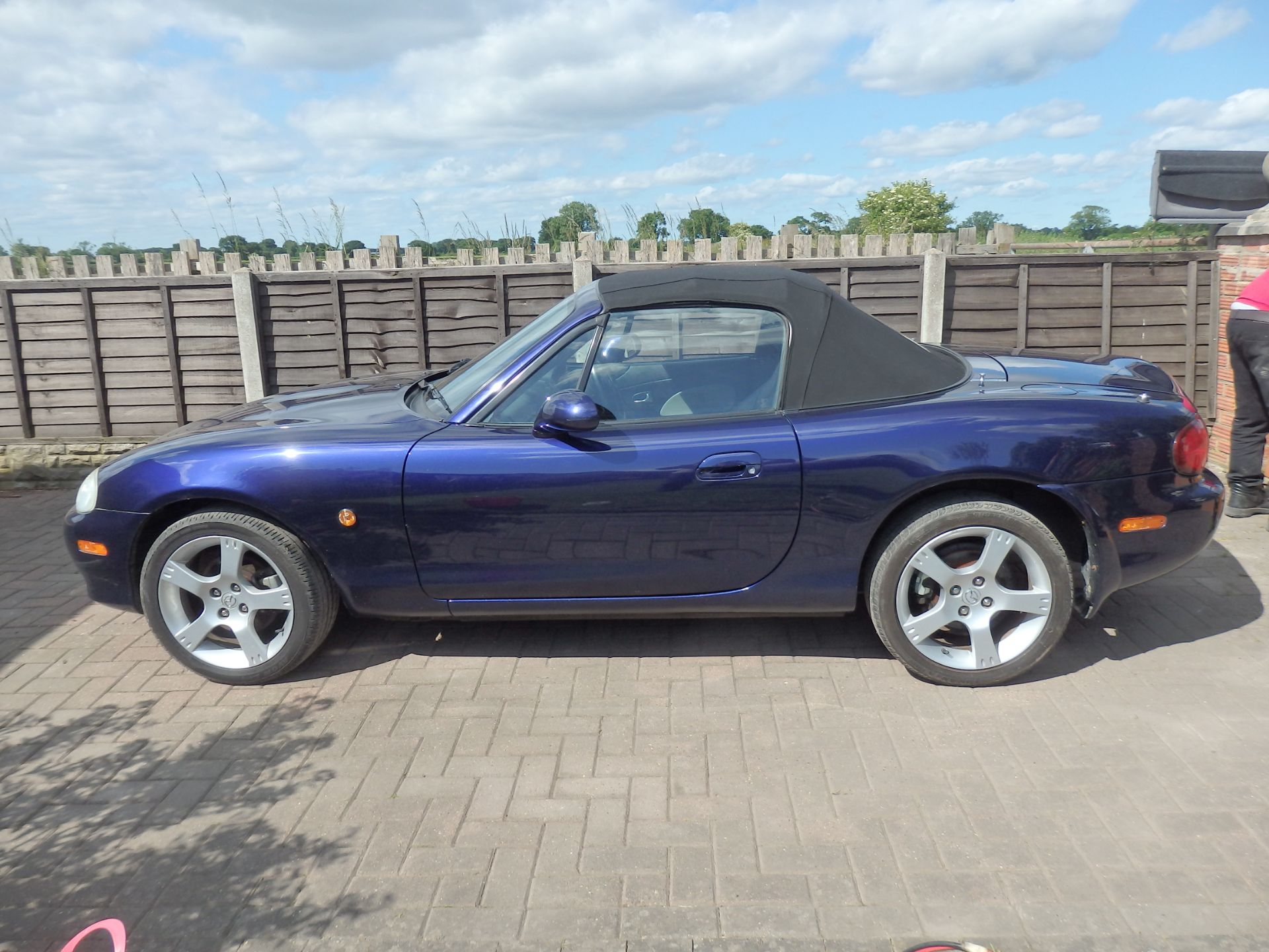 NEXT BID WINS! Mazda, MX5 Nevada Limited Addition - Image 2 of 9