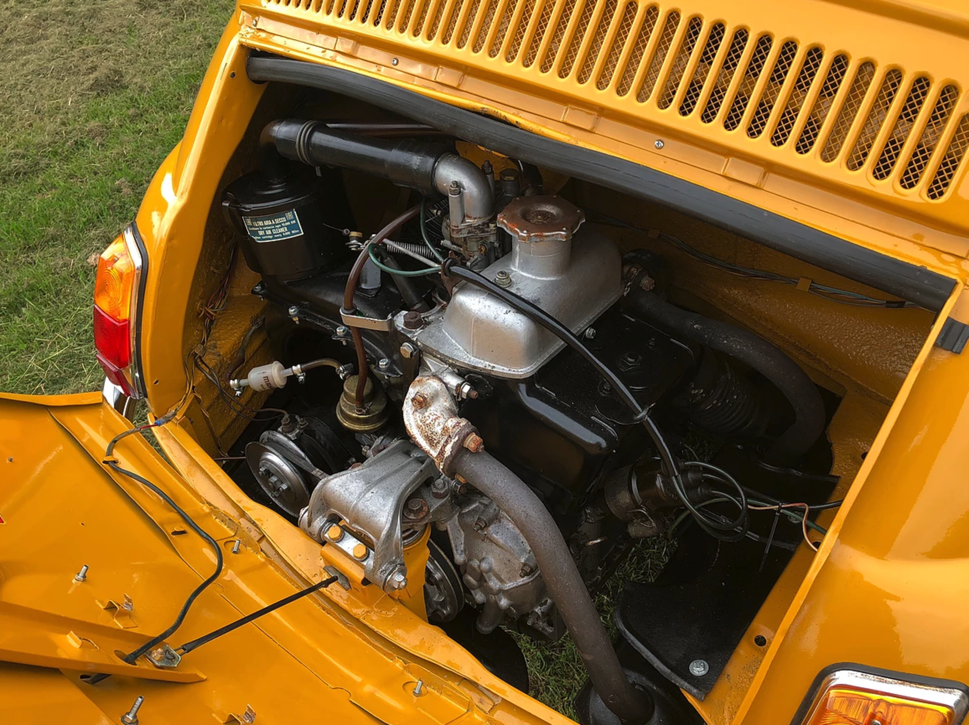 1972 Fiat 500 Lusso in 'Sunburst Yellow' - Bild 10 aus 13