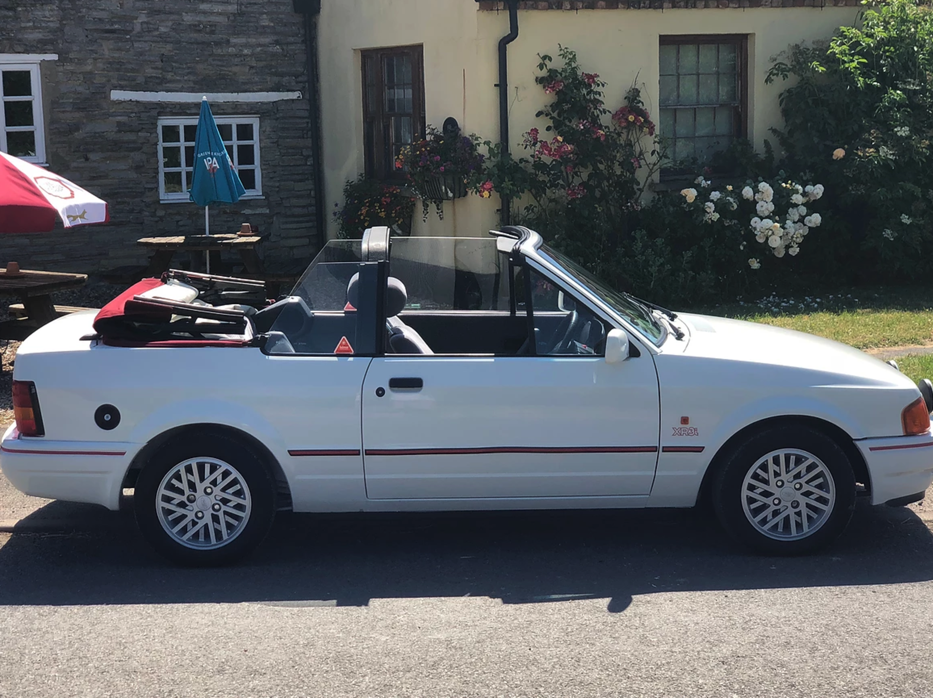 1989 Ford Escort XR3i Convertible - Image 6 of 13
