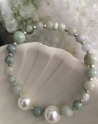 Jadeite Stretchy Bracelet shell pearl and 925 ball