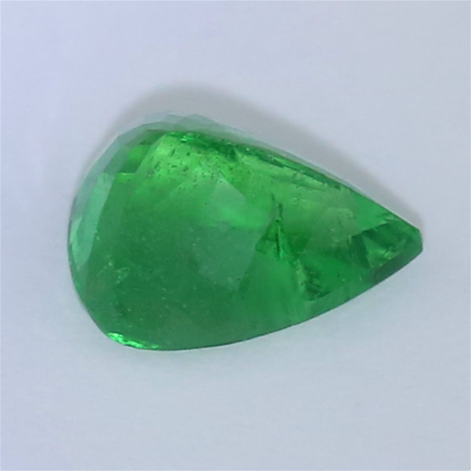 GIA Certified 2.48 ct. Tsavorite (Grossularite - Garnet) KENYA - Image 6 of 6