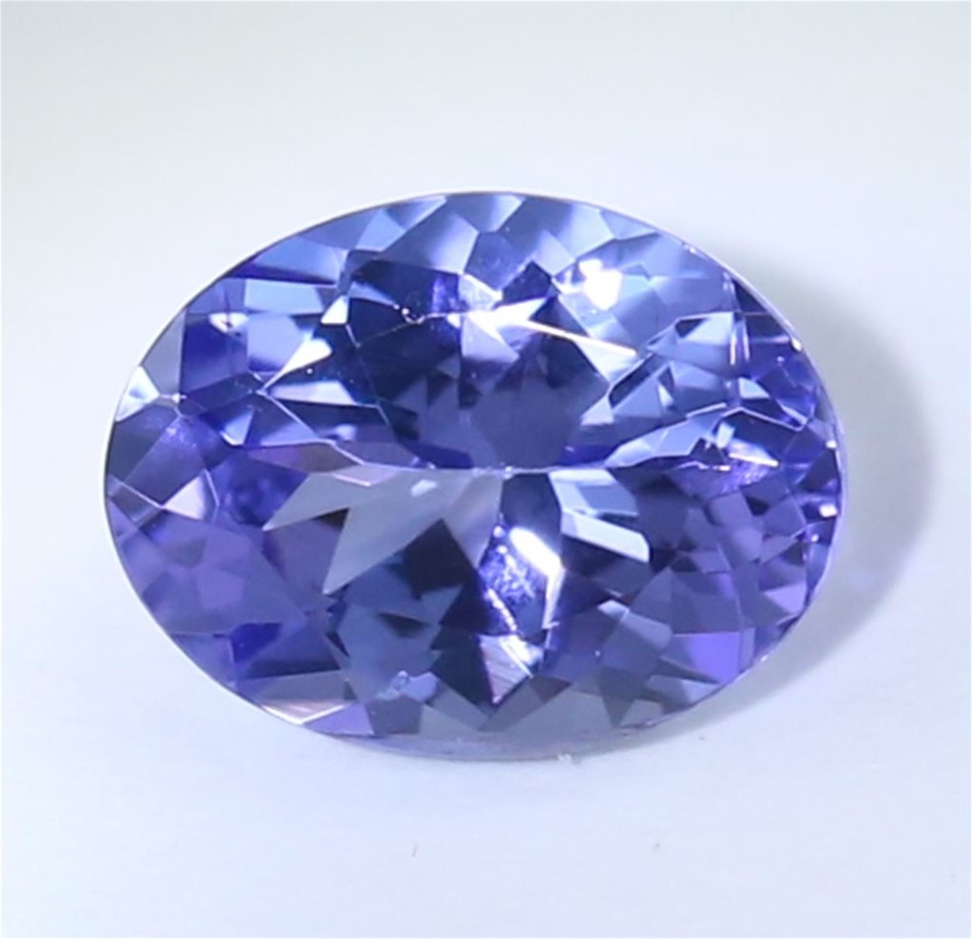 IGI Certified 1.43 ct. Tanzanite - TANZANIA - Image 4 of 7