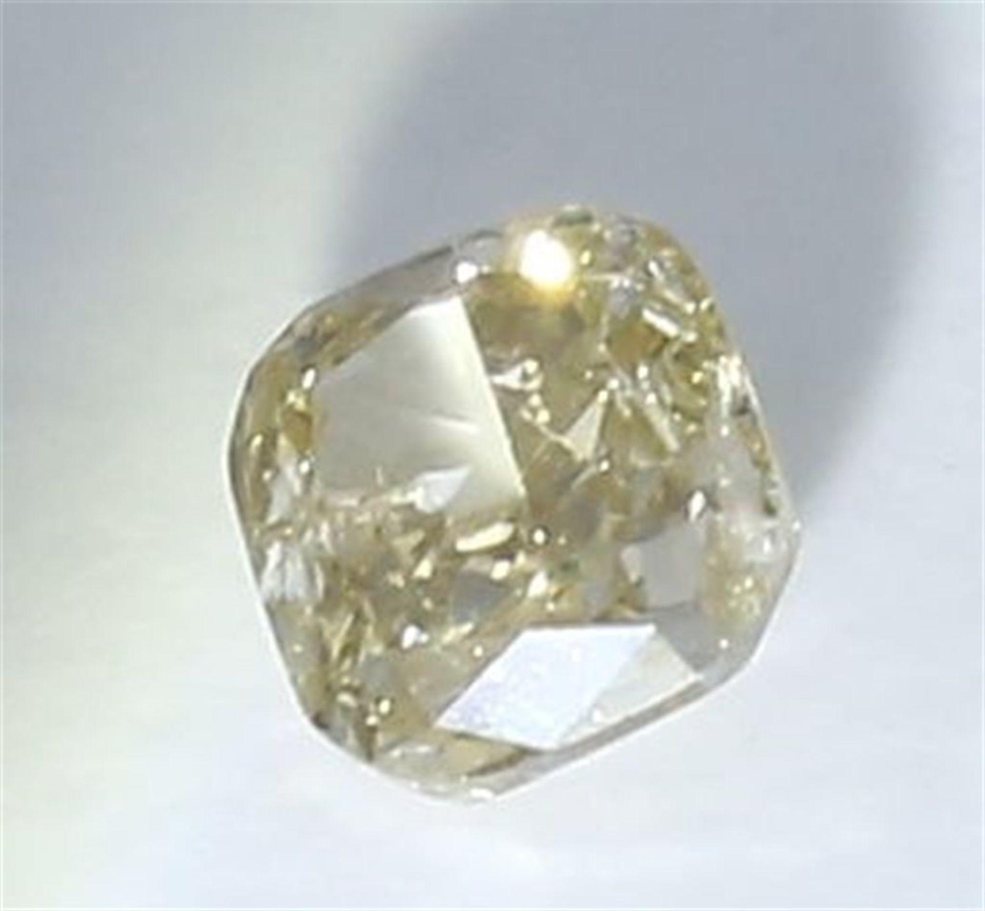 IGI Certified 0.56 ct. Square Cushion Modified Brilliant Diamond - Light Brown - I 2 - Image 4 of 10