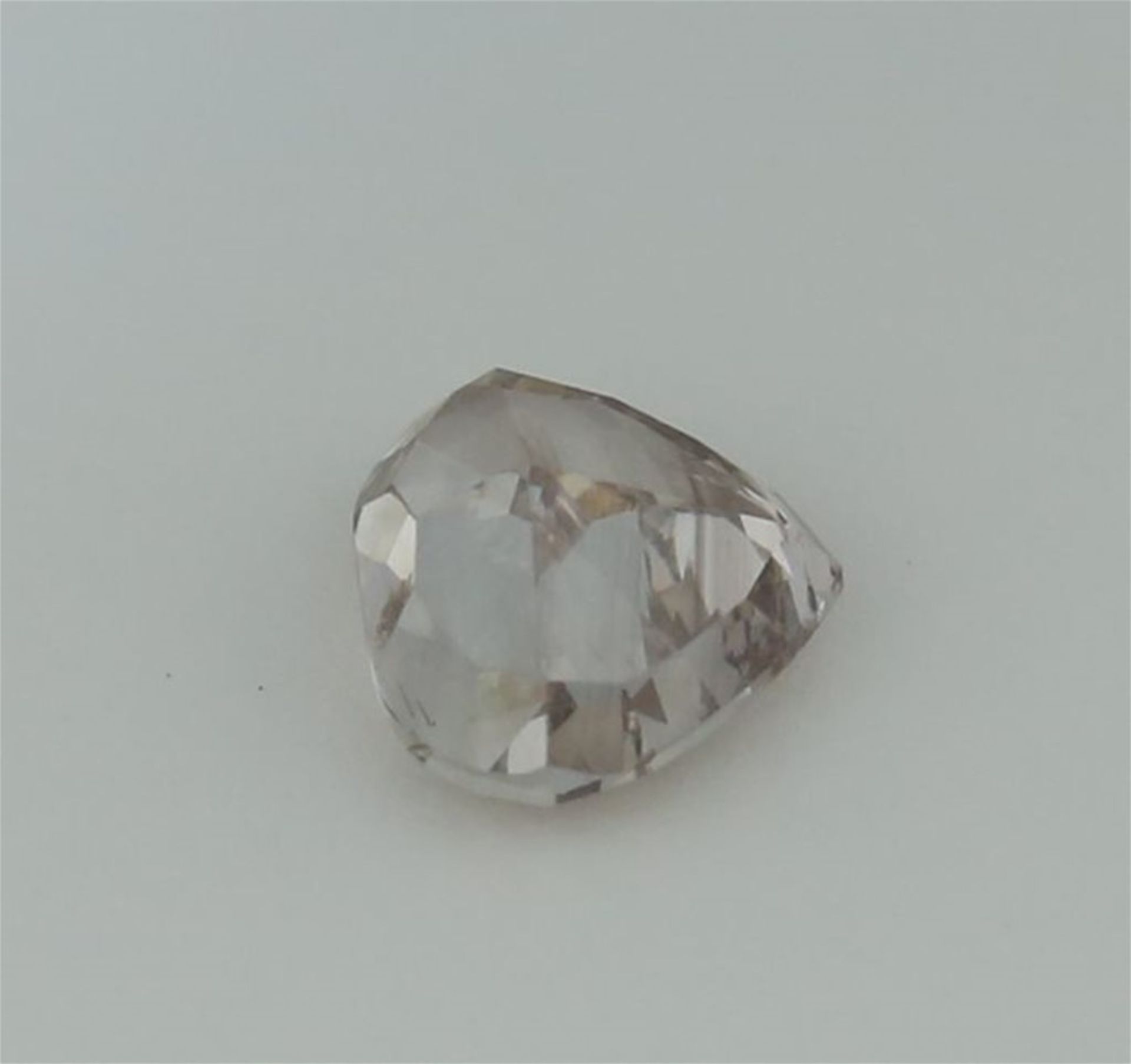 IGI Certified 0.52 ct. Pear Modified Brilliant Diamond - Very Light Brown - SI 2 UNTREATED - Image 9 of 9