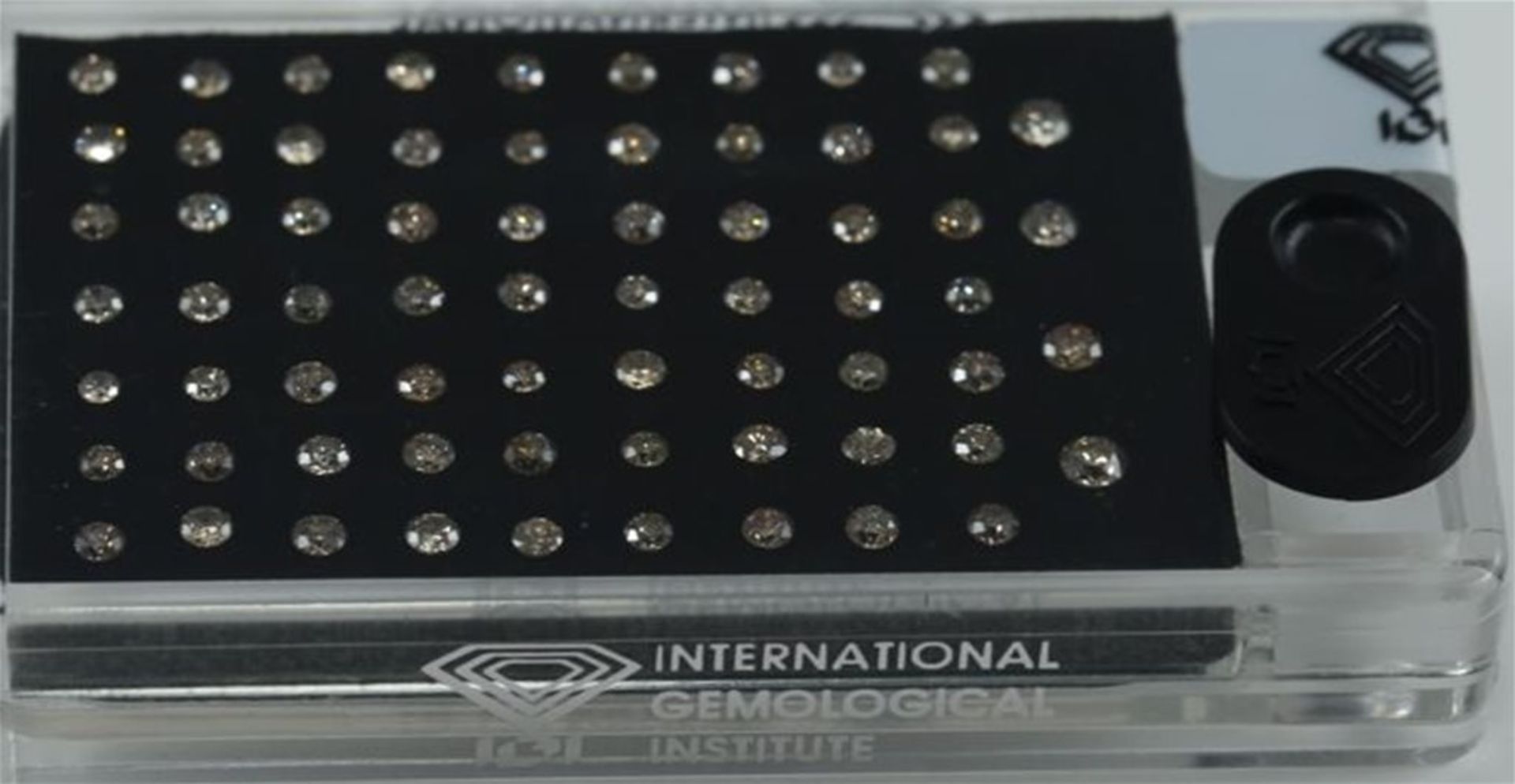 IGI Certified Sealed 3.08 ct. Diamond “D-Box” UNTREATED - Image 3 of 4