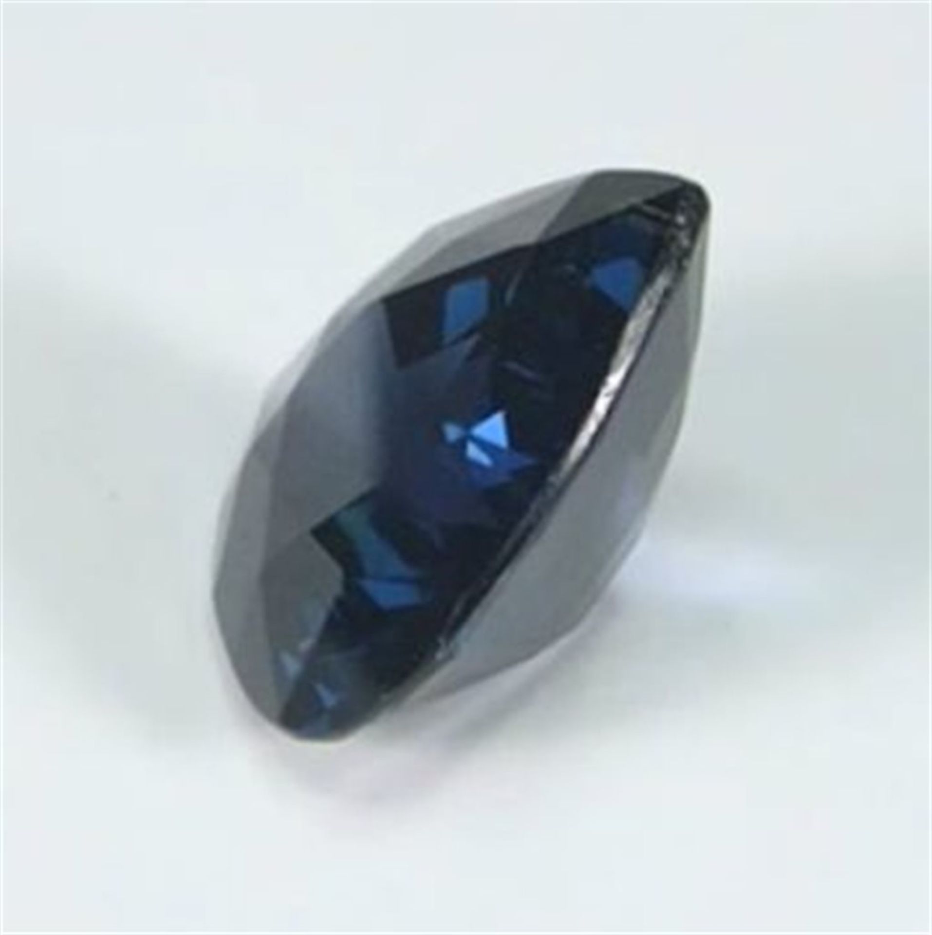 GIA Certified 3.35 ct. Dark Blue Spinel - Image 5 of 10