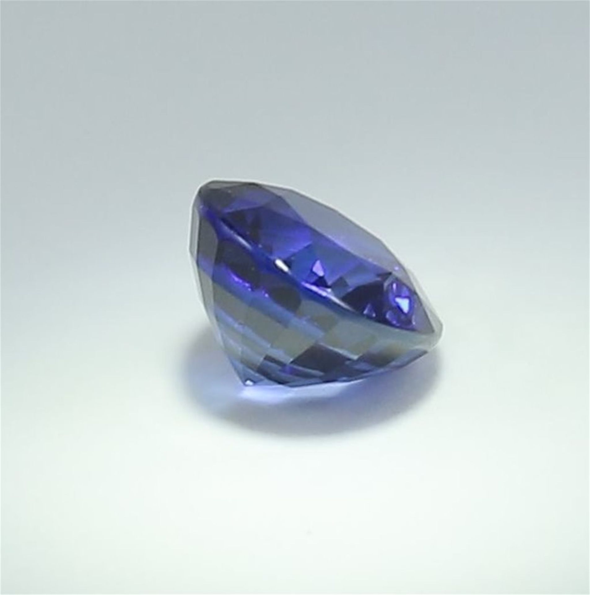 GRS Certified 1.69 ct. Blue Sapphire (Royal Blue) SRI LANKA - Image 5 of 8