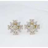 IGI Certified 18 K / 750 Yellow Gold Diamond Earrings