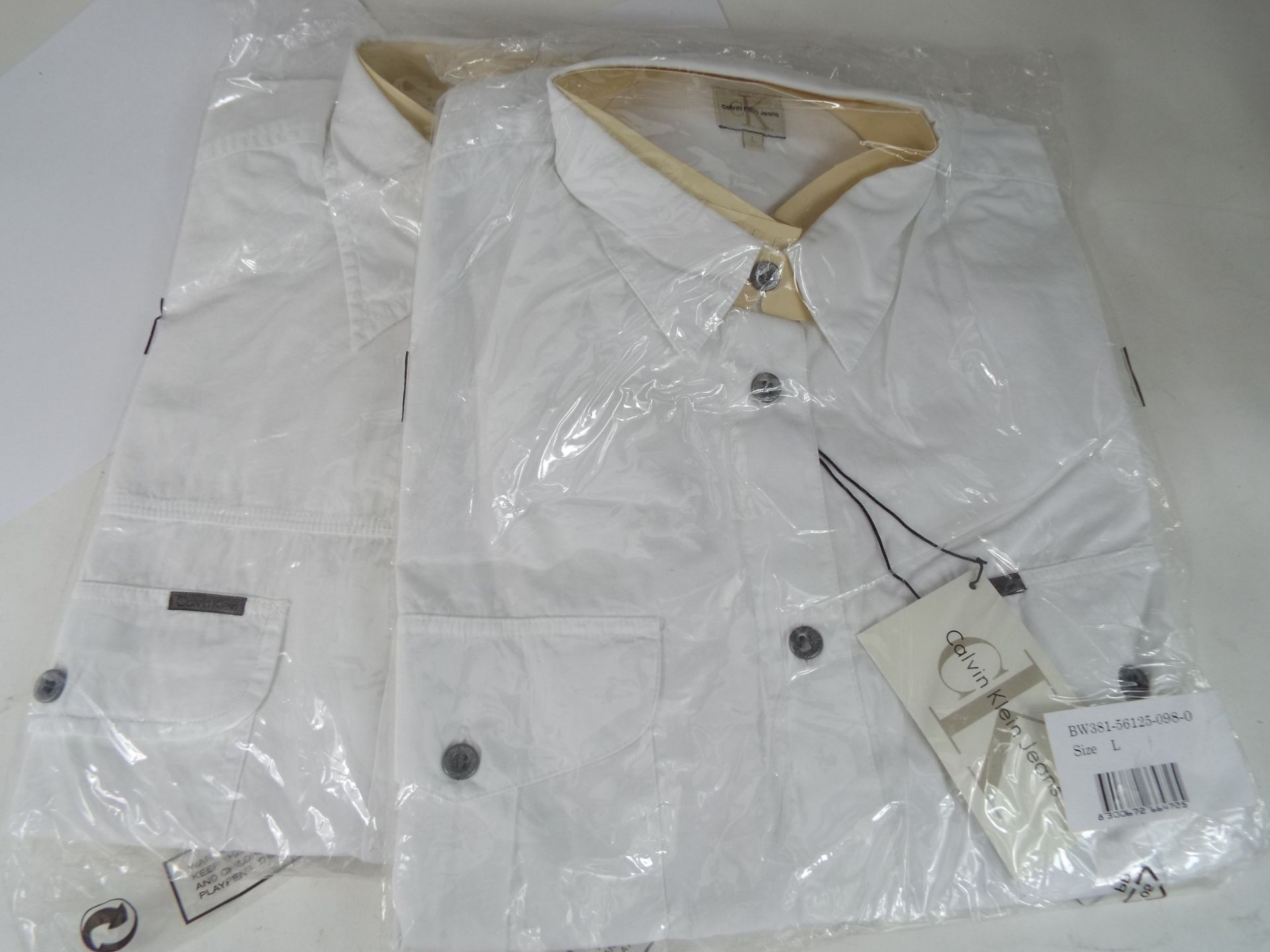 No reserve: 15 x Calvin Klein Shirts