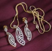 IGI Cert. 14 K / 585 Yellow Gold Pendant Necklace & Earrings
