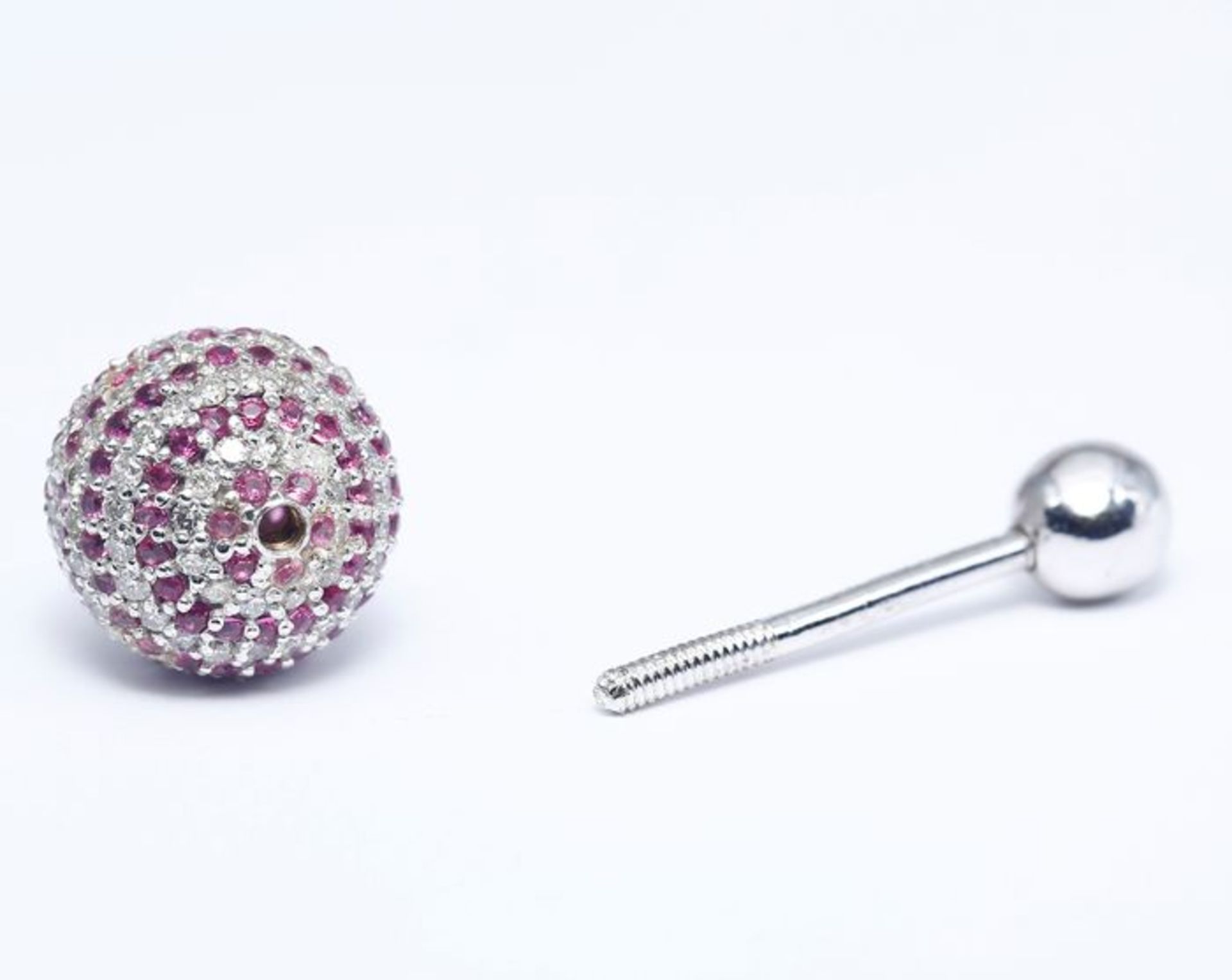 14 K / 585 White Gold Diamond and Ruby Navel Ring - Image 3 of 3