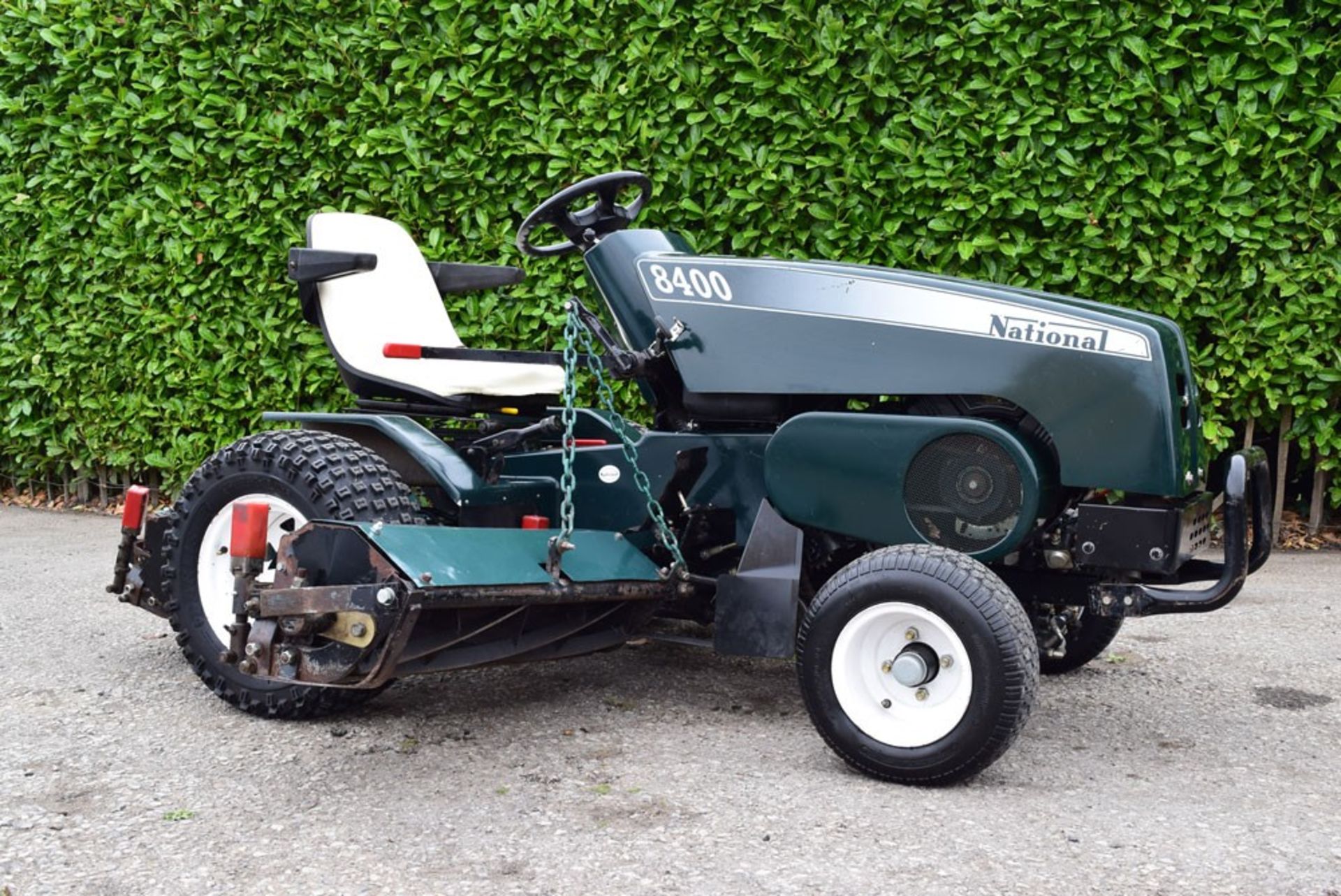 2005 National 8400 Triple Ride On Cylinder Mower - Bild 6 aus 7