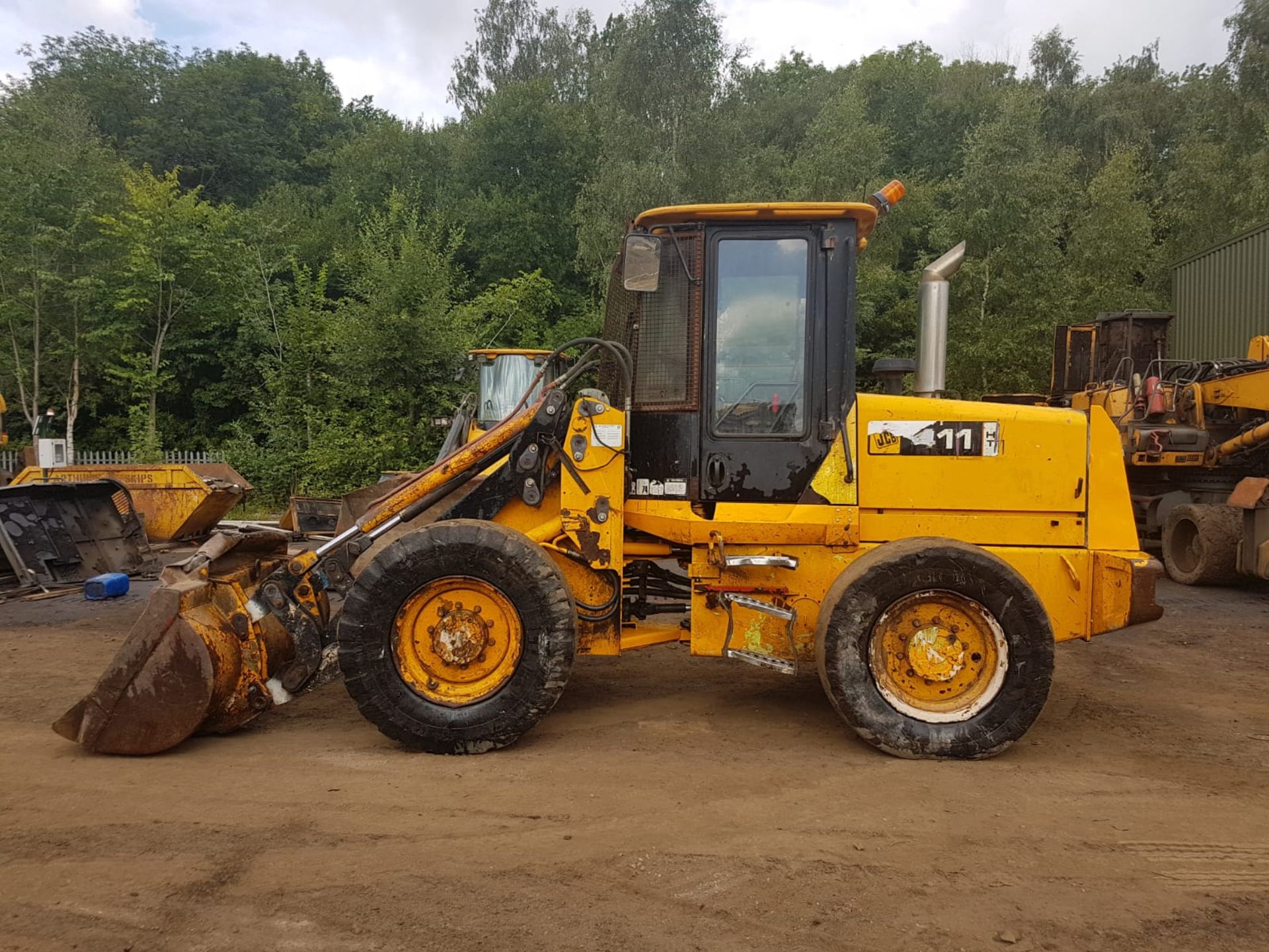 JCB 411 Loading Shovel - Image 3 of 5