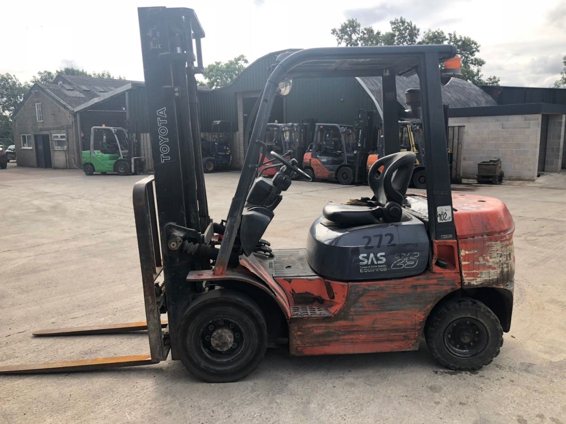 TOYOTA 62-7FDF25, DIESEL FORK LIFT, DUPLEX MAST, SIDE SHIFT, YEAR 2006 - Bild 3 aus 6