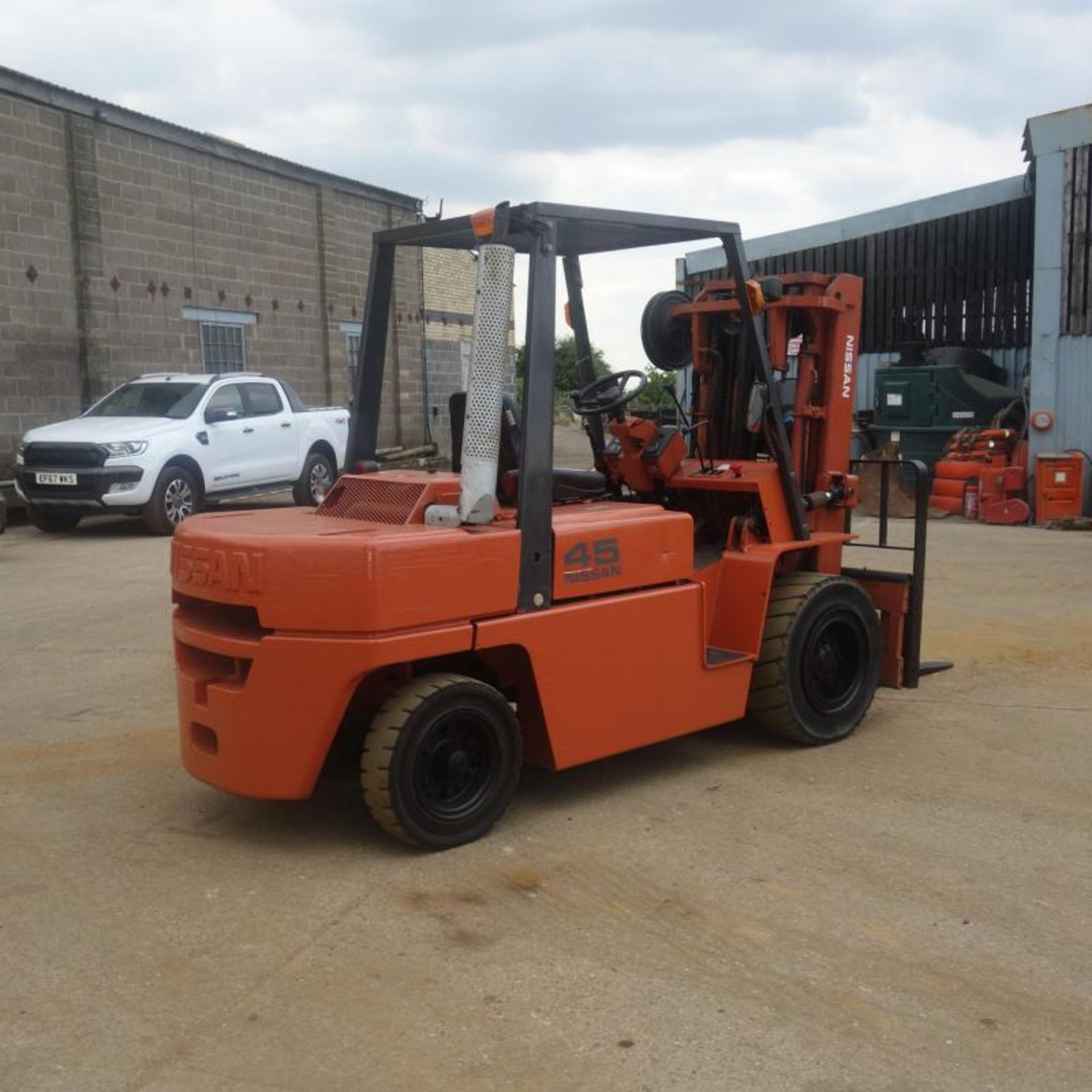 2004 4.5 Ton Nissan Forklift - Image 4 of 9