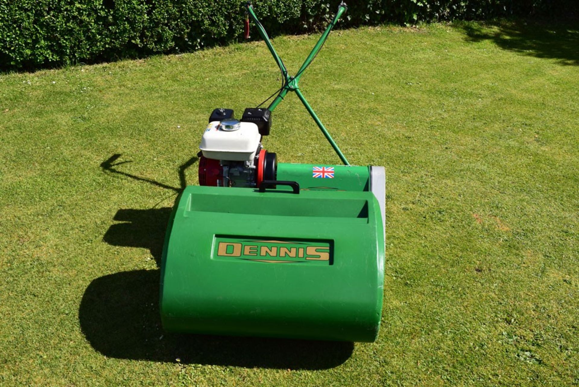 2006 Dennis Super Six 5 Blade Cylinder Mower - Image 2 of 9