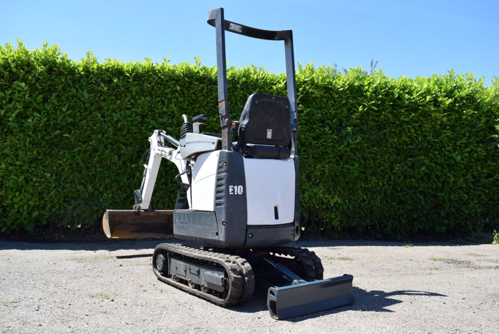 2009 Bobcat E10 1 tonne Mini Micro Digger - Image 4 of 6