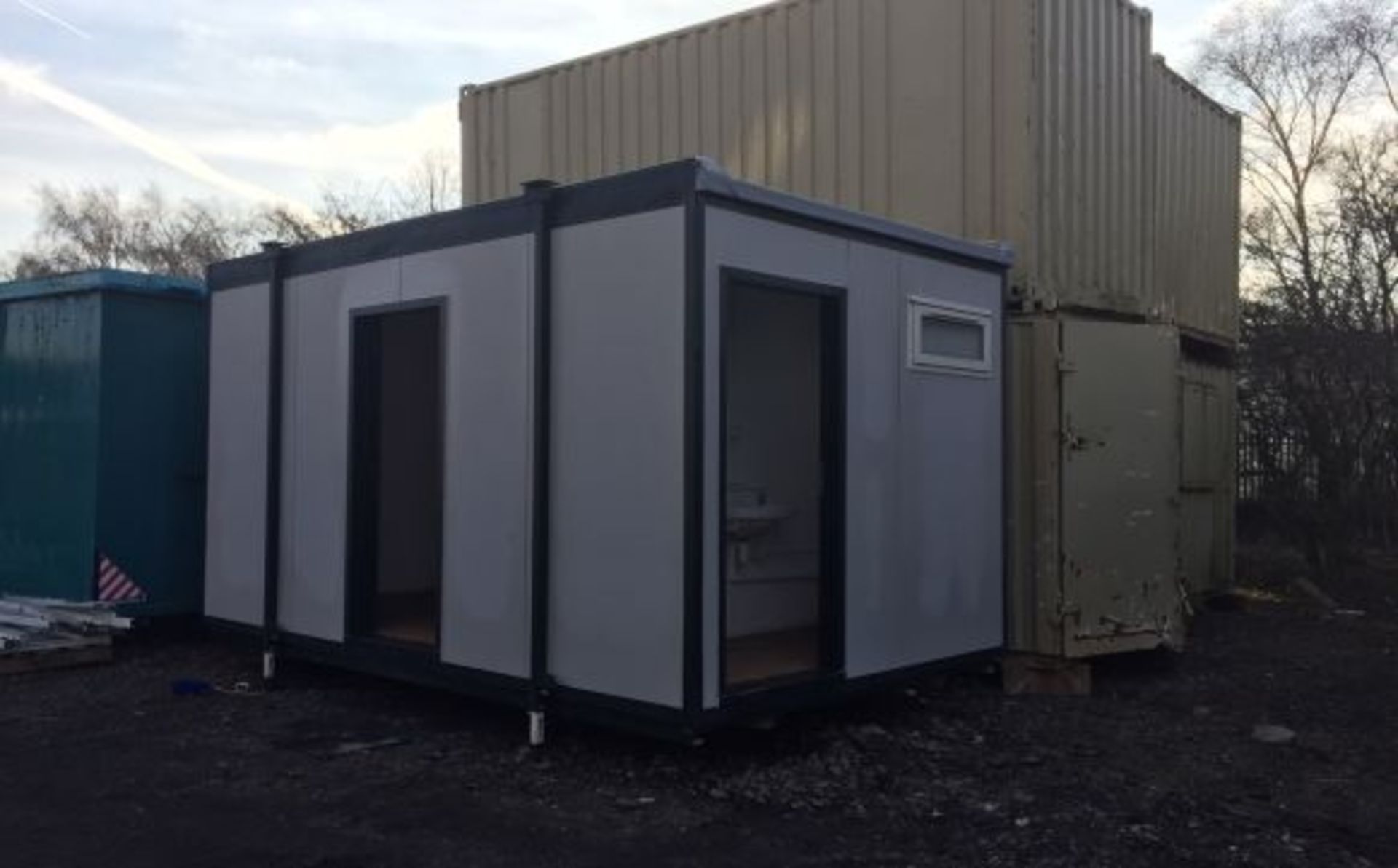 16'x9' Plastisol Office and Toilet Unit - Image 2 of 5
