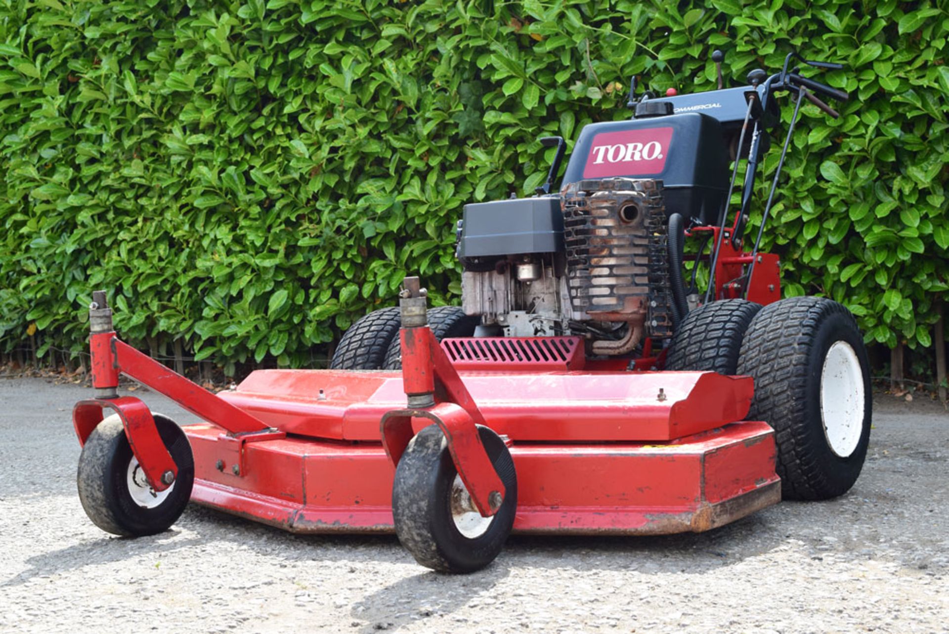 2009 Toro Commercial Pedestrian 48" Commercial Walk Behind Zero Turn Rotary Mower