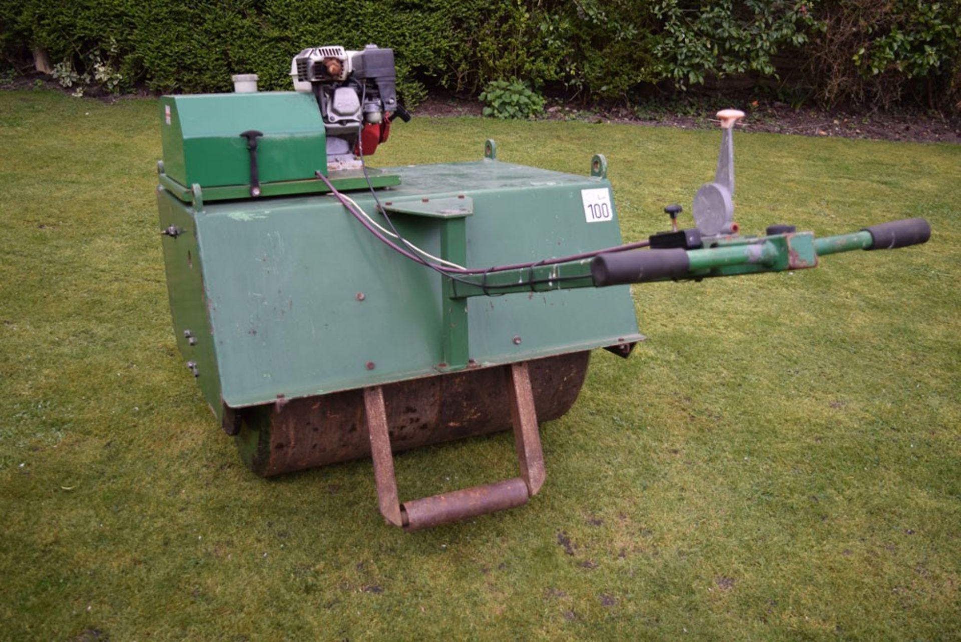 Dennis 36" Sports Ground Roller Honda Engine - Image 6 of 7