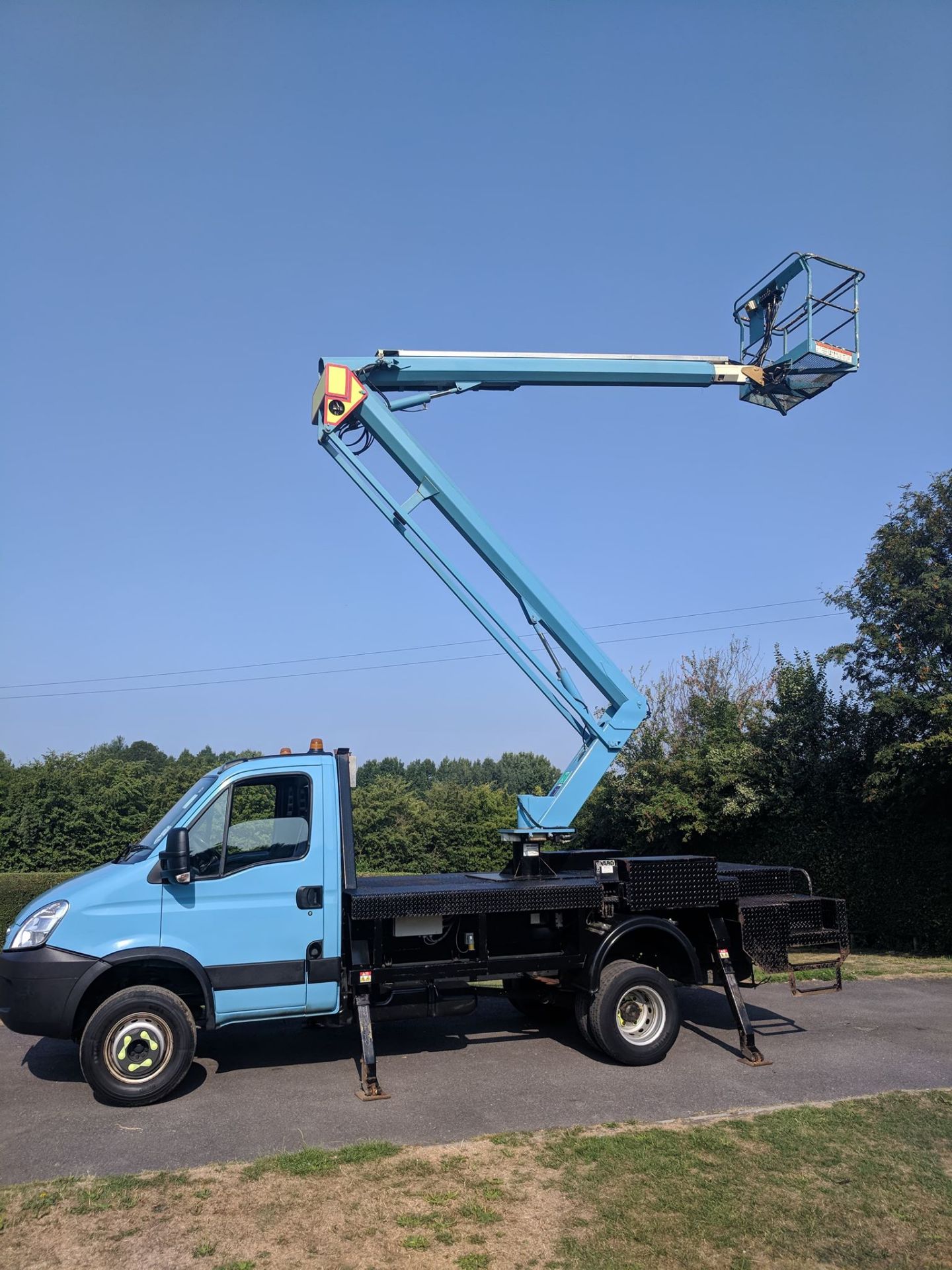 Iveco Daily 65C18 With 16 Meter VM160 Niftylift Attached - Bild 2 aus 17