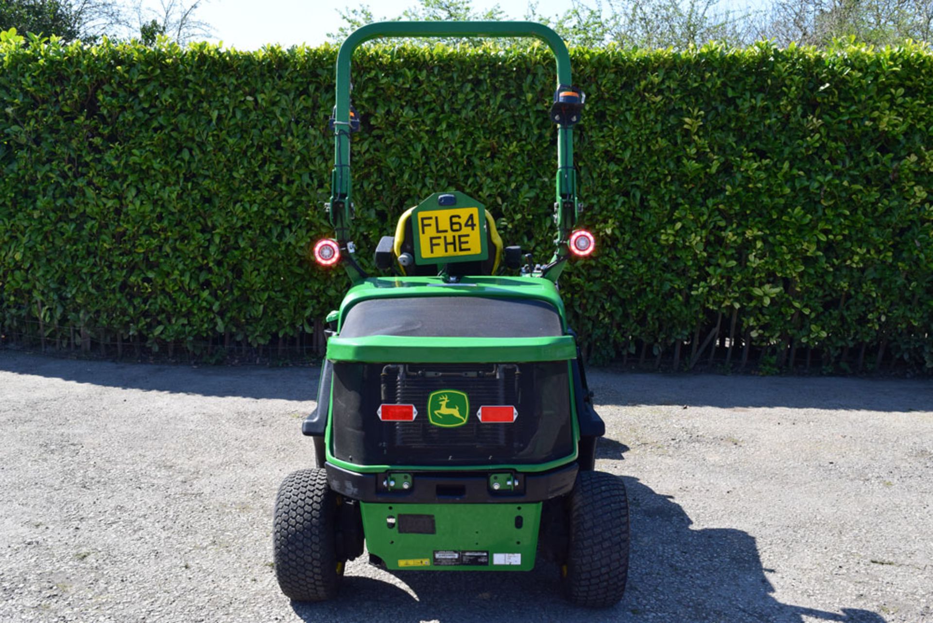 2014 John Deere 1570 TerrainCut 53" Ride On Flail Mower - Bild 5 aus 7