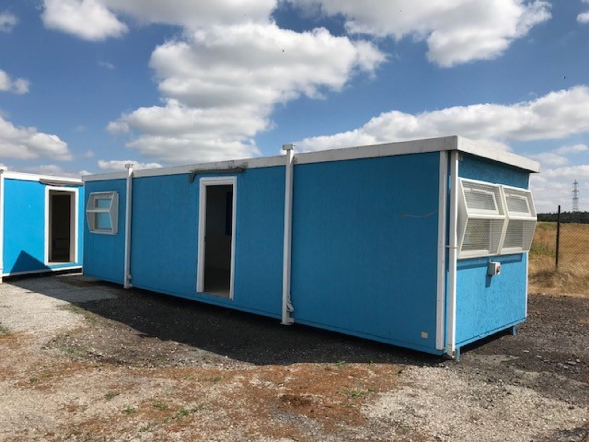 32'x10' Timber Textured Office Unit