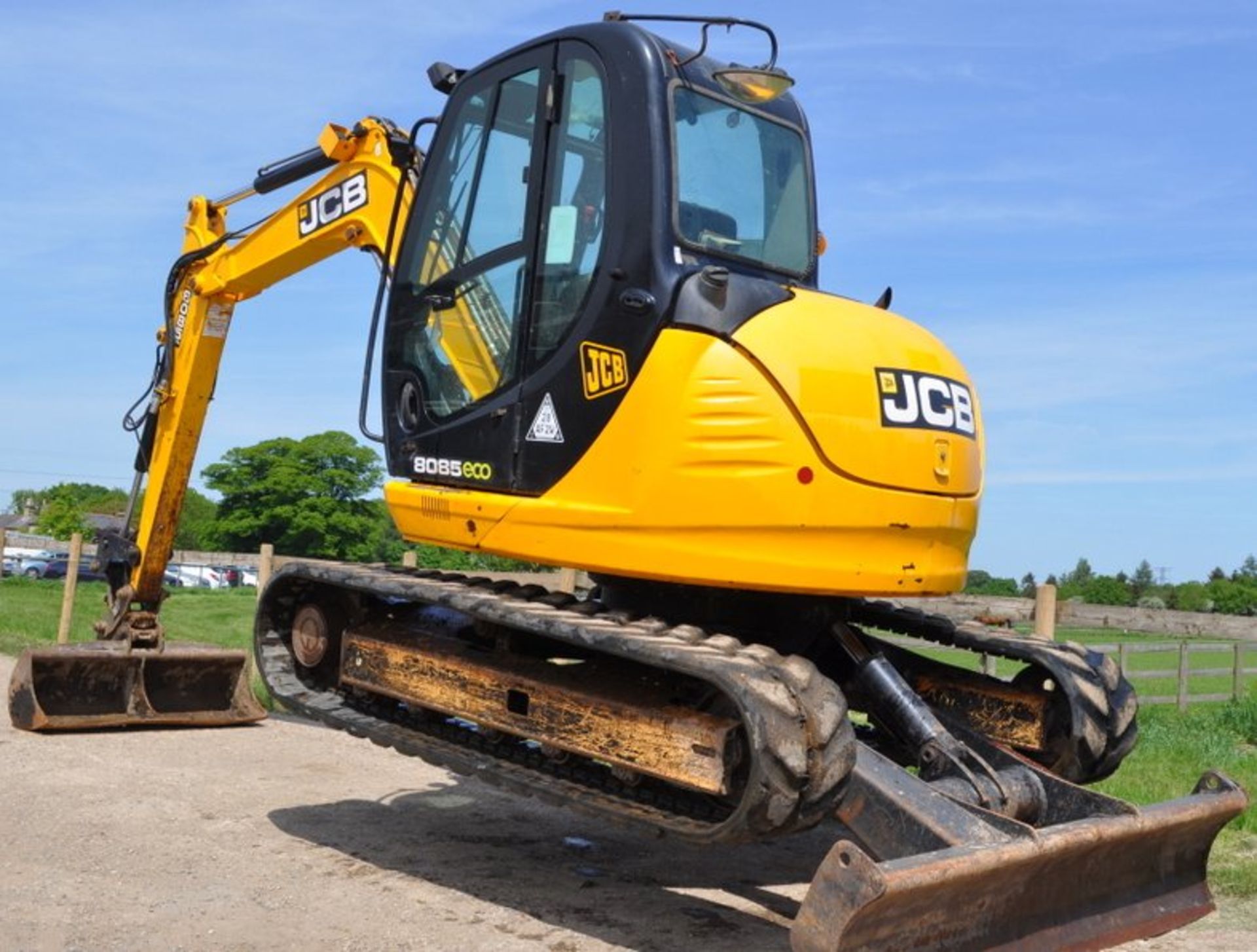 Jcb 8085 ZTS Eco - Image 2 of 15