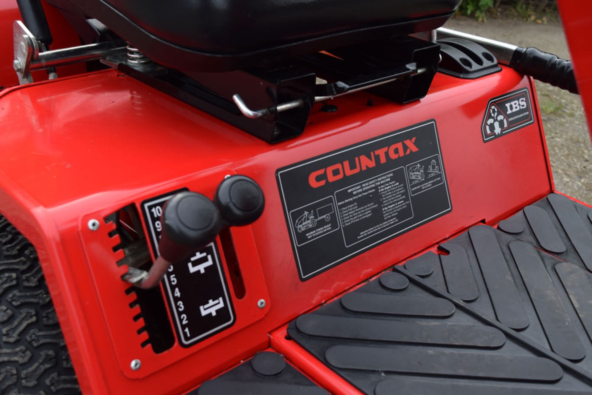 Countax C800H 44" Rear Discharge Garden Tractor With PGC - Bild 4 aus 7