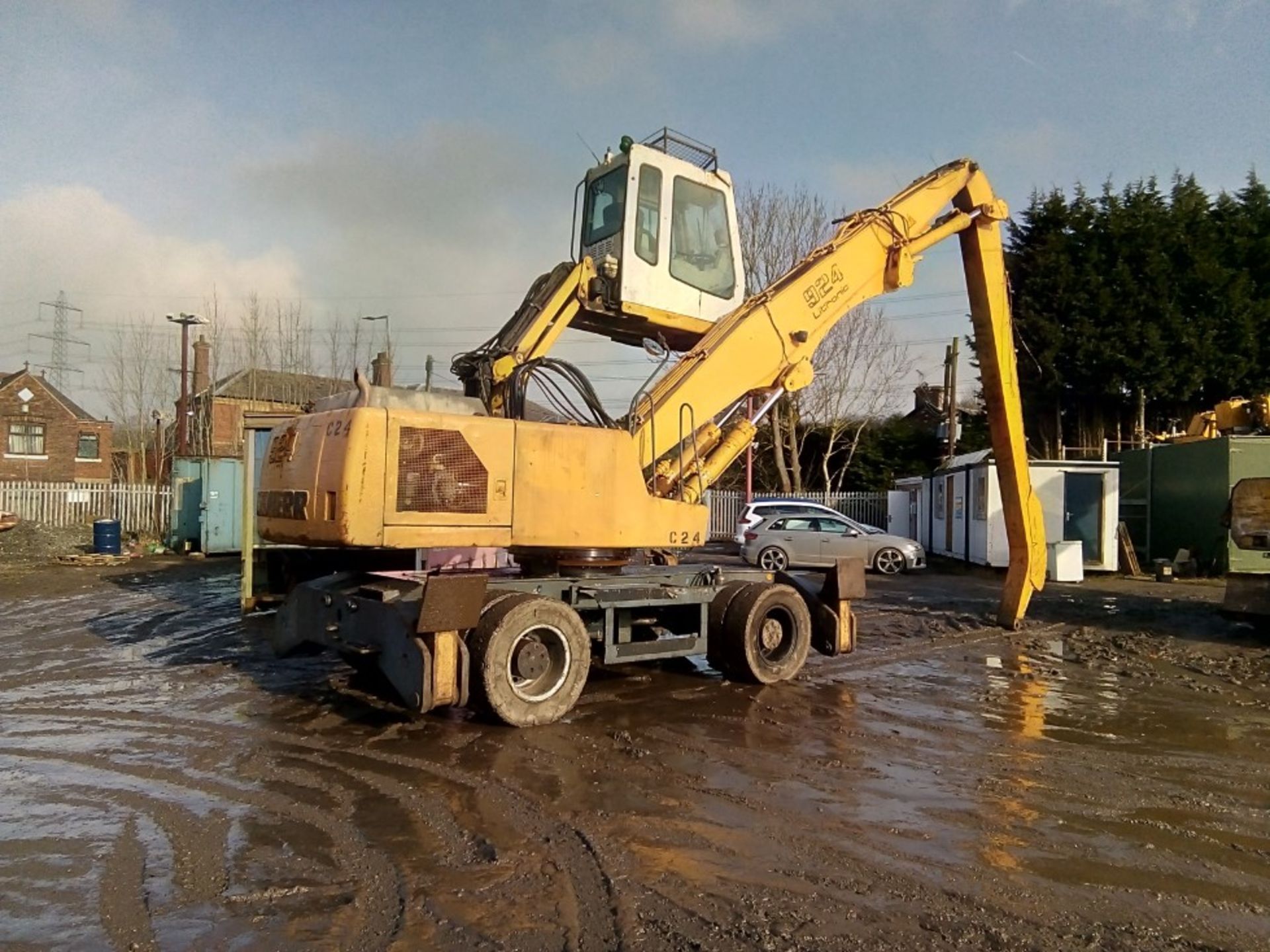 Liebherr 924 Scrap Handler - Image 2 of 3