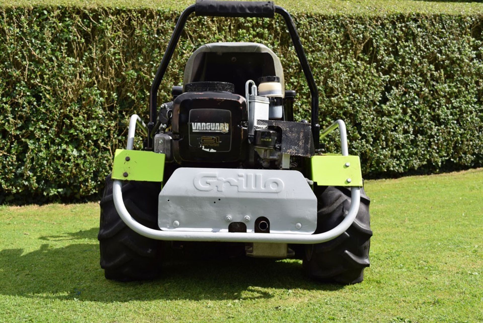 2011 Grillo Climber 9.21 Ride On Rotary Mower - Image 7 of 9