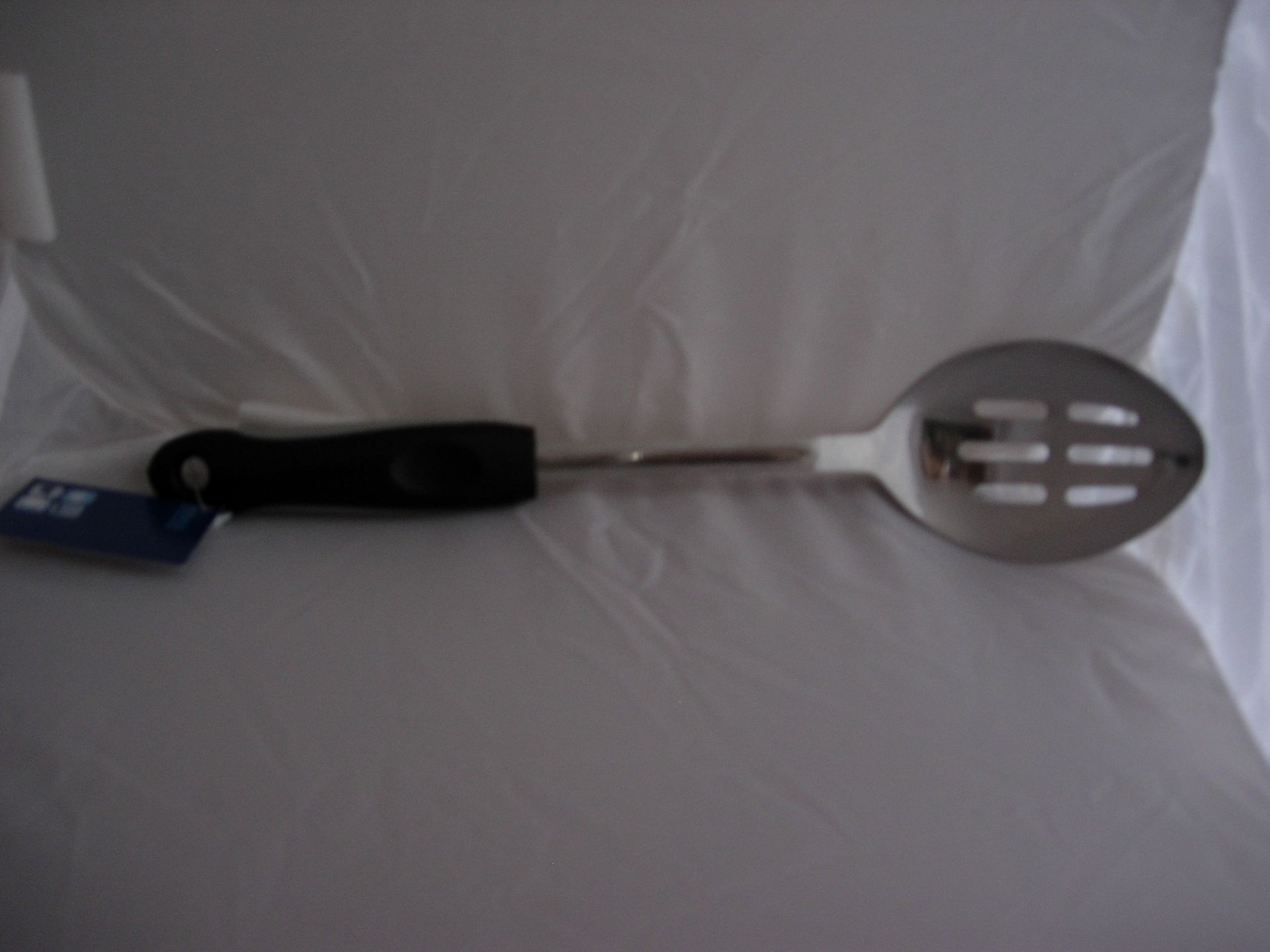 12 X Tesco Soft Grip Slotted Spoons - Image 2 of 3