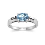 9ct White Gold Diamond And Blue Topaz Ring 0.01