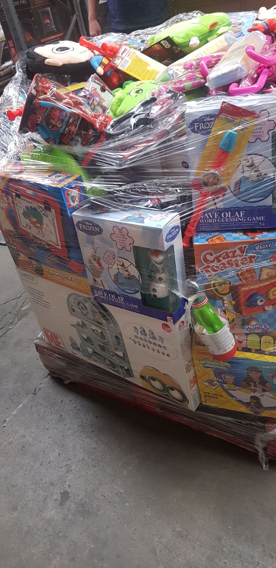 (Os14) Large Pallet To Contain 576 Items Of Various Brand New Items To Include: Star Wars Swim - Image 3 of 5