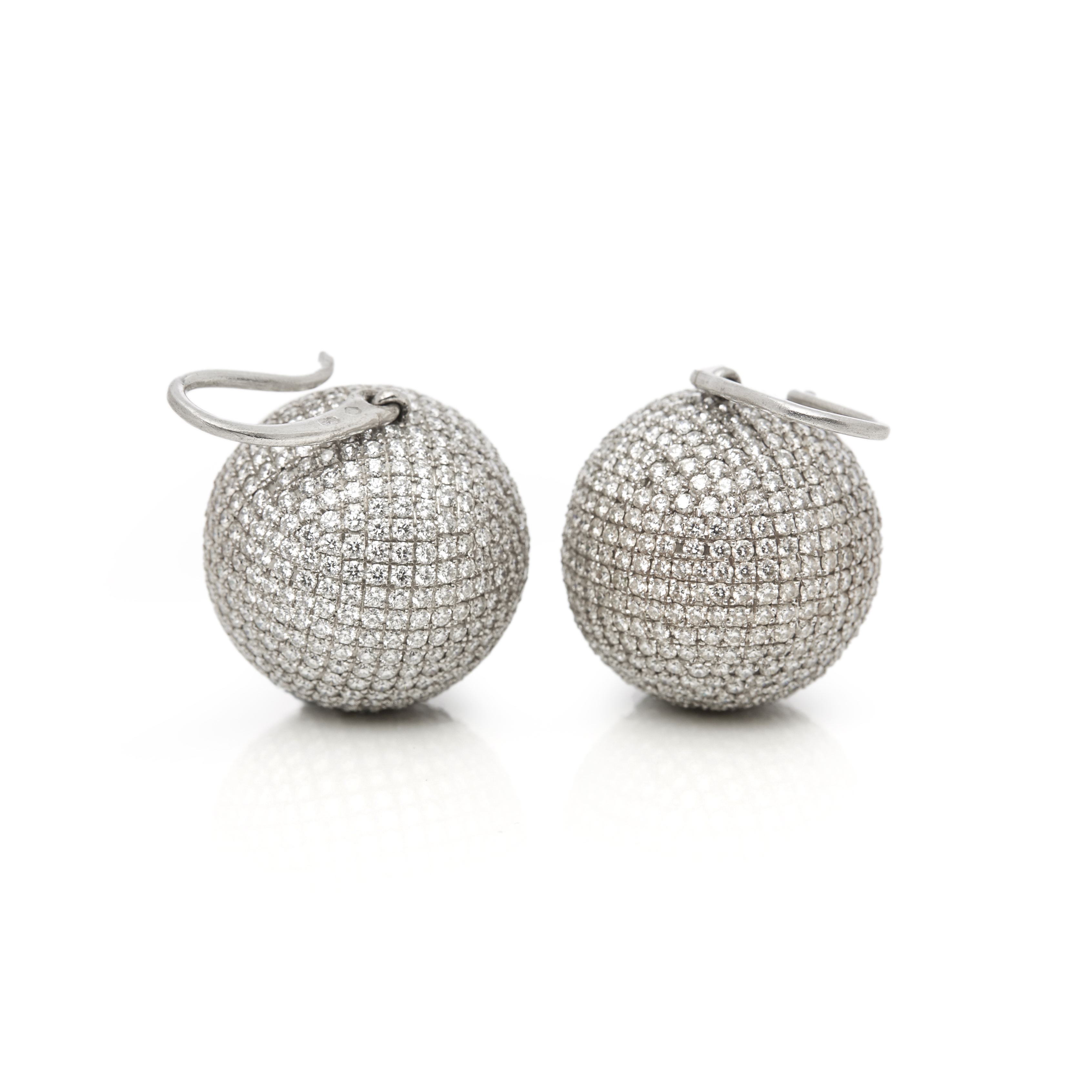 Bottega Veneta Sfera Diamond Earrings - Image 2 of 8