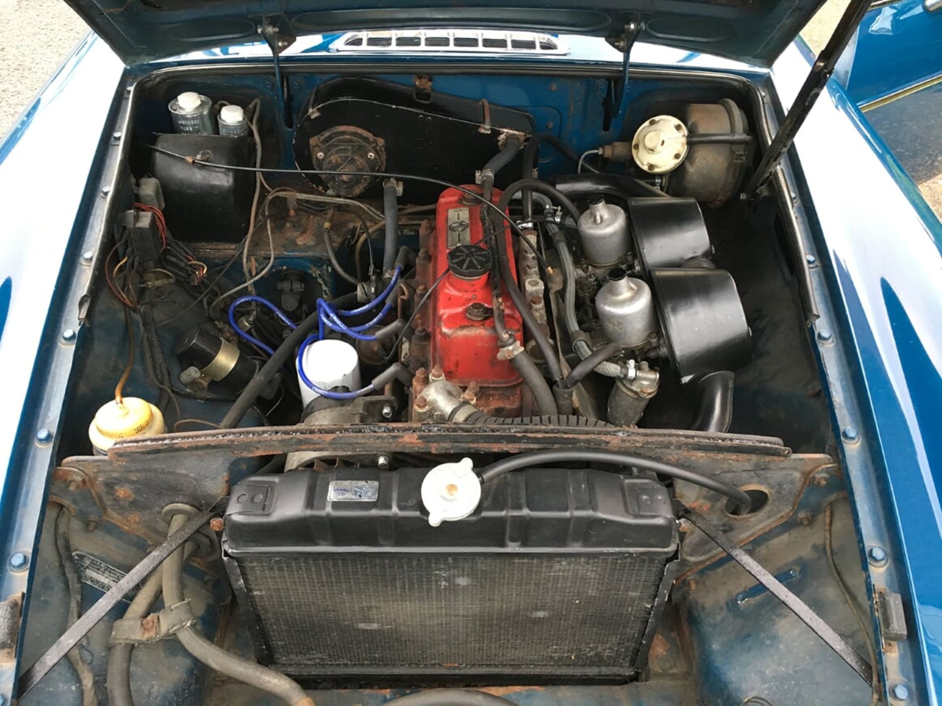 1971 MGB GT Chrome Bumper Teal Blue Overdrive - Image 15 of 30