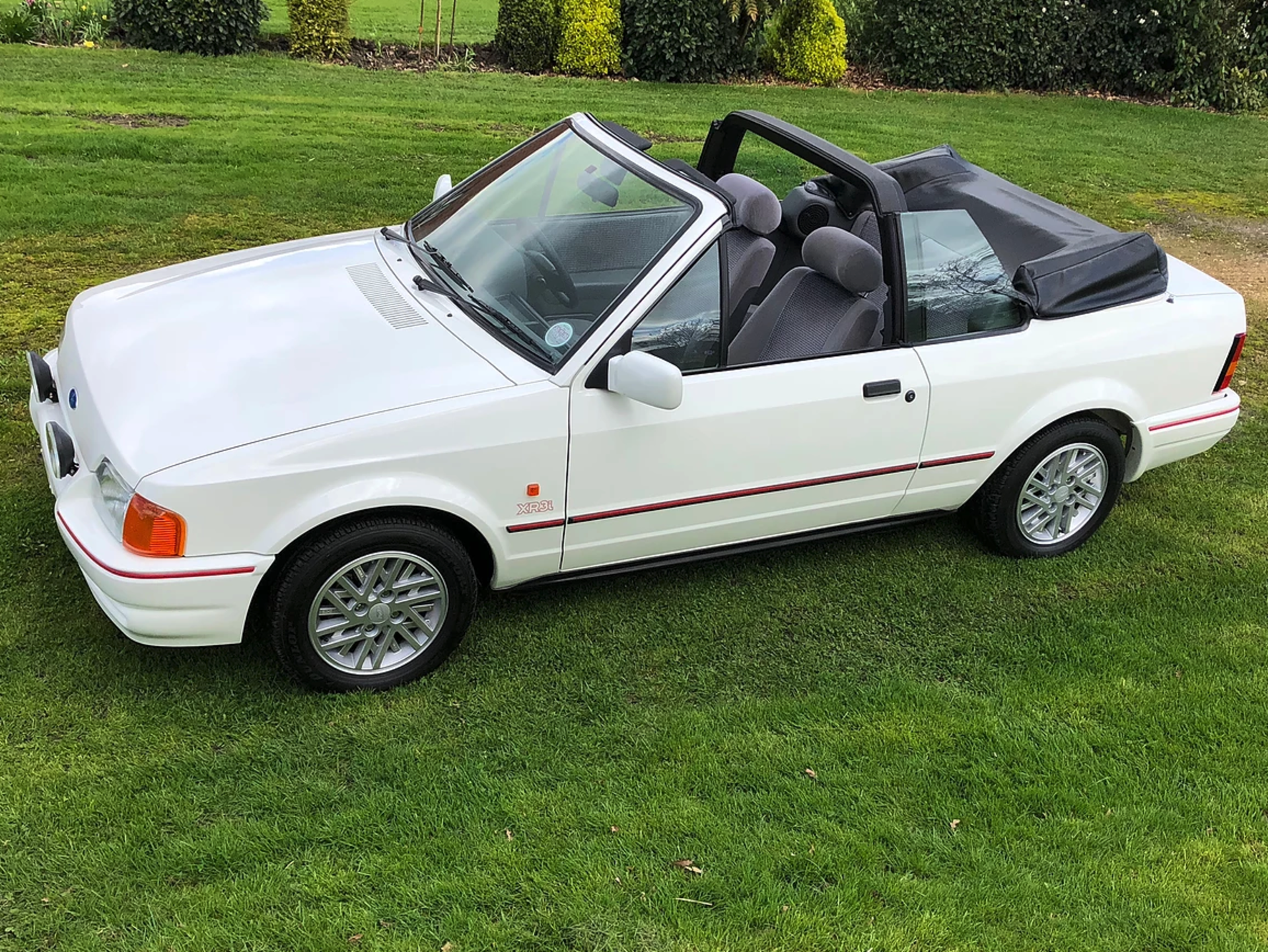 1990 Ford Escort XR3i Convertible - Concours Condition - Image 2 of 12