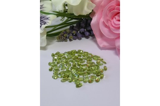 A Stunning collection IGLI Certified 46.00 Cts - 99 pieces Natural (Untreated) Peridot Gemstones - Image 2 of 3