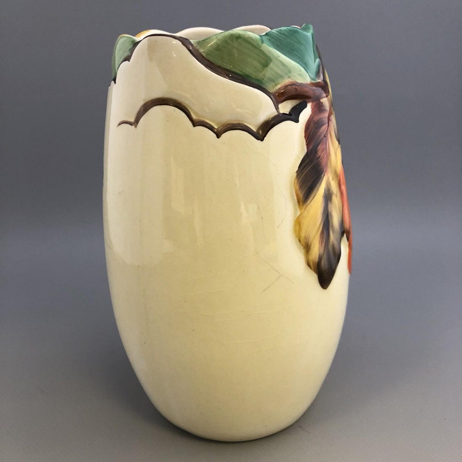 Clarice Cliff Newport Pottery Vase Chestnut Pattern Relief Decorated with Leaves - Image 4 of 7