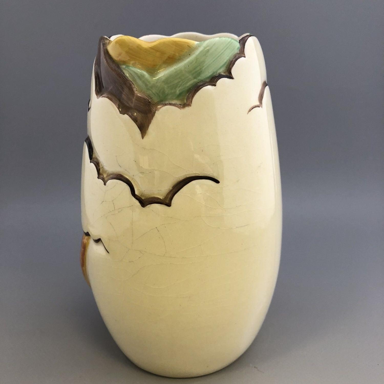 Clarice Cliff Newport Pottery Vase Chestnut Pattern Relief Decorated with Leaves - Image 3 of 7