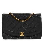 Black Quilted Lambskin Vintage Medium Diana Classic Single Flap Bag