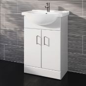(C8) Pallet To Contain 5 X Brand New 550X300Mm Quartz Gloss White Built In Basin Cabinets Complete
