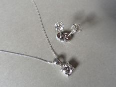 0.20ct / 0.40ct diamond solitaire set in 18ct gold. 0.20ct pendant with a brilliant cut diamond