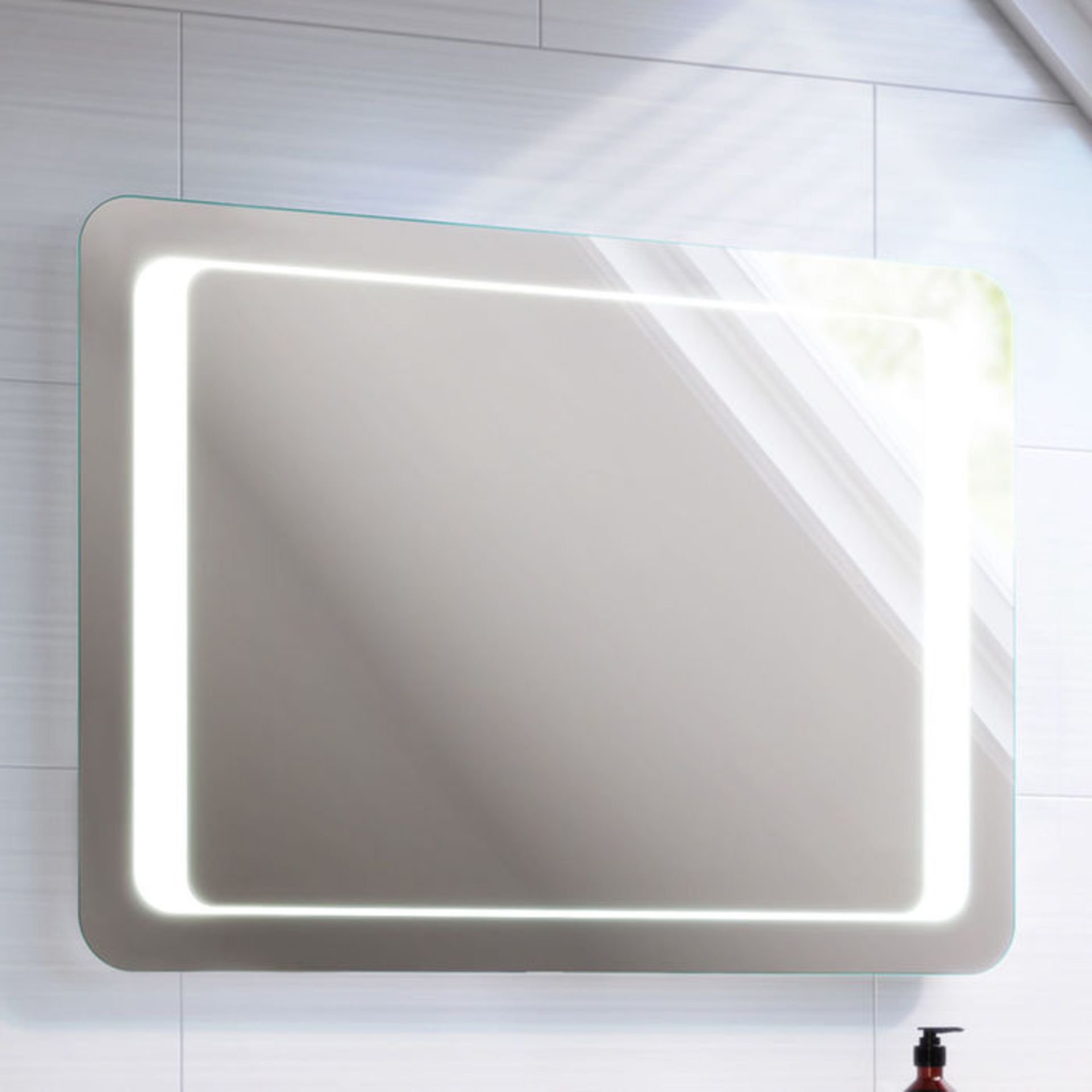 (GR114) 800x600mm Quasar Illuminated LED Mirror RRP £349.99. Energy efficient LED lighting with IP44 - Image 3 of 5