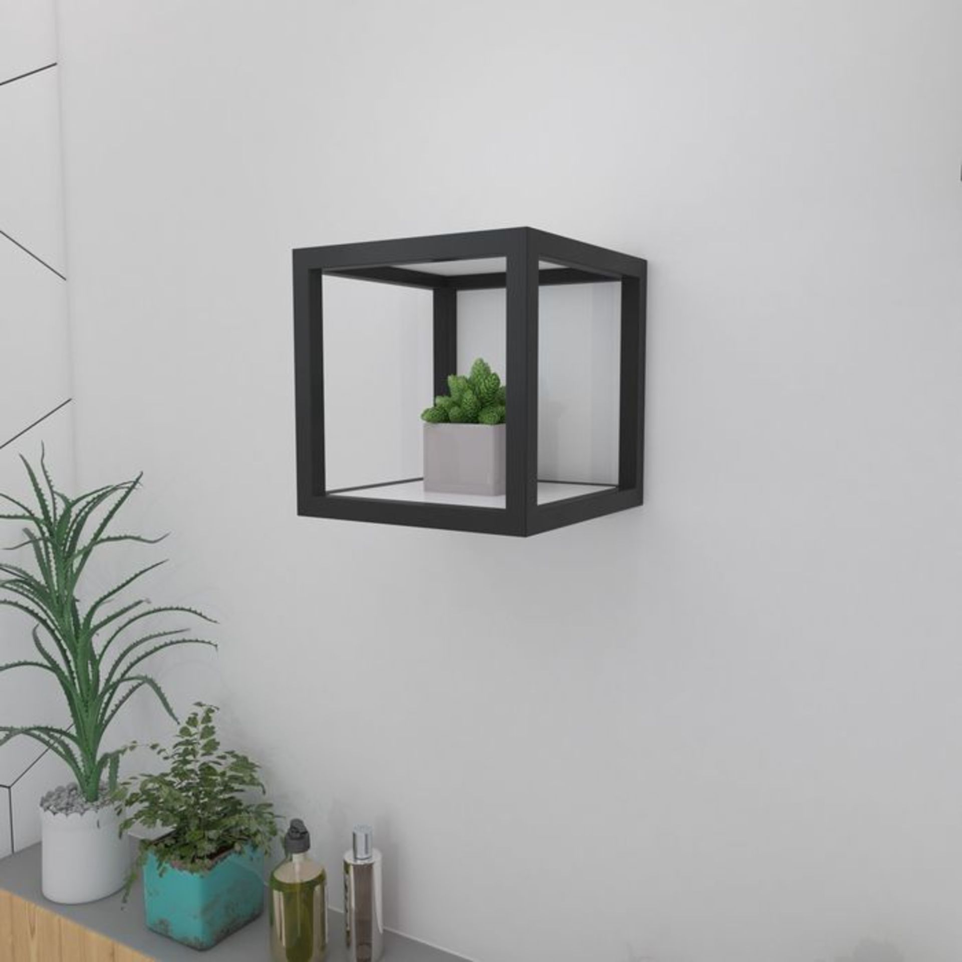 (GR25) Iker Wall Cube RRP £99.99 Make a stylish design statement on your wall Finished in a